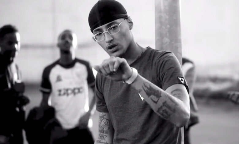 Le rappeur Freeze Corleone fait face à des poursuites judiciaires pour apologie du terrorisme à Nice Le rappeur Freeze Corleone fait face à des poursuites judiciaires pour apologie du terrorisme à Nice | People MGZ