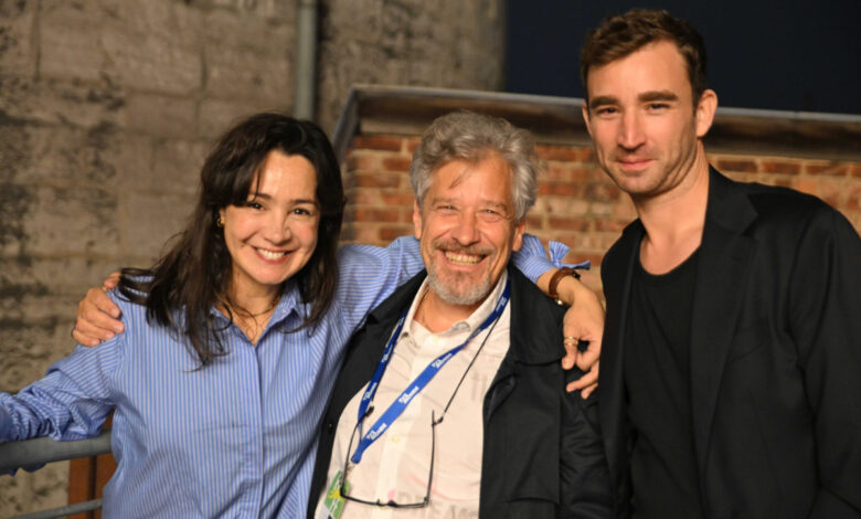 Stéphane Plaza rencontre un mystérieux personnage lors d'un séjour professionnel sur une île de rêve Stéphane Plaza rencontre un mystérieux personnage lors d'un séjour professionnel sur une île de rêve | People MGZ