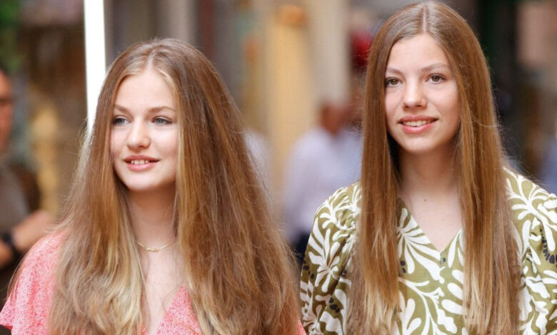 Les princesses Leonor et Sofia d'Espagne aux côtés de la reine Sofia lors d'une cérémonie madrilène Les princesses Leonor et Sofia d'Espagne aux côtés de la reine Sofia lors d'une cérémonie madrilène | People MGZ