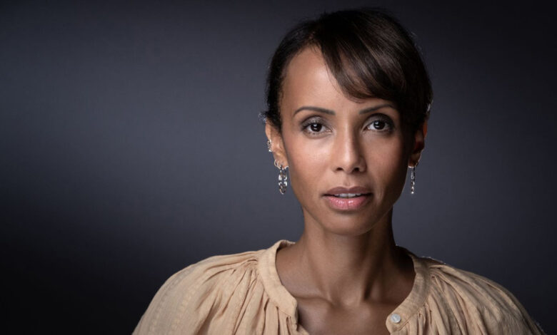 À 43 ans, Sonia Rolland a filmé ses noces avec son tout premier amour | People MGZ