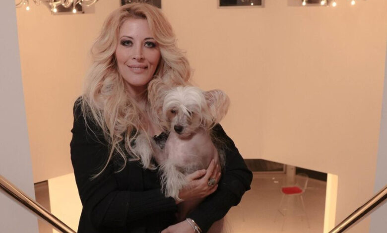 À Nice, le corps sans vie de Titi, le chien de Loana, a été découvert À Nice, le corps sans vie de Titi, le chien de Loana, a été découvert | People MGZ