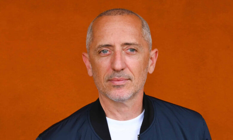 Gad Elmaleh intègre France Inter chaque dimanche pour assurer une chronique inédite en radio | People MGZ