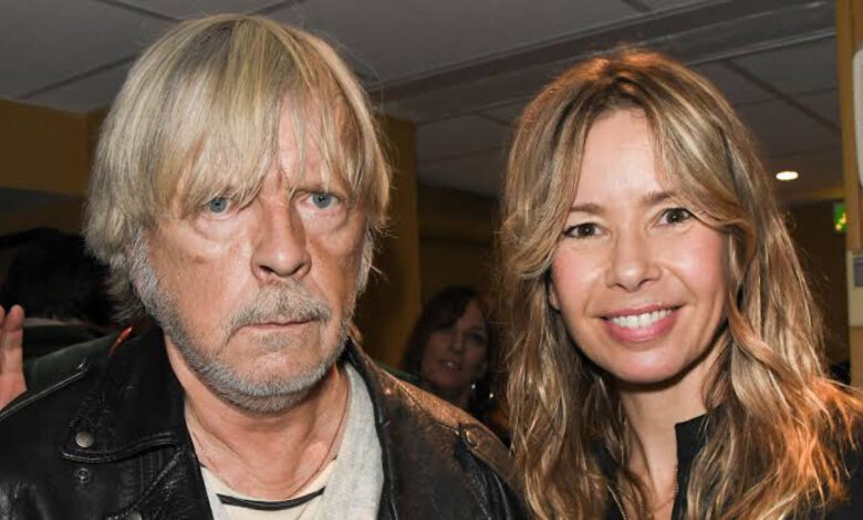 La mère de Malone précise la relation entre le chanteur Renaud et son fils de 19 ans | People MGZ