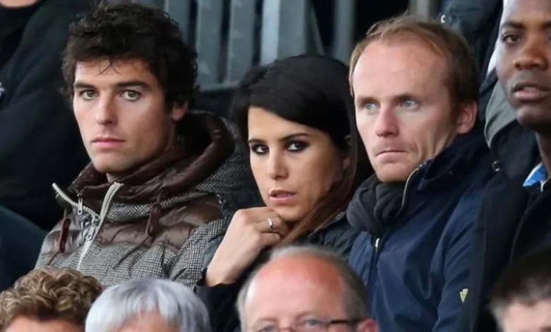 Karine Ferri : son quotidien avec Yoann Gourcuff, Dolmen et Bella Karine Ferri : son quotidien avec Yoann Gourcuff, Dolmen et Bella | People MGZ