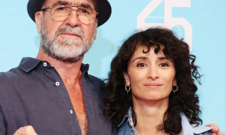 Eric Cantona et Rachida Brakni : départ pour une ville colorée Eric Cantona et Rachida Brakni : départ pour une ville colorée | People MGZ