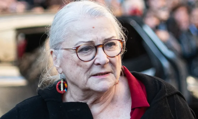 Josiane Balasko s'enthousiasme pour une rappeuse : l'actrice révèle son immense coup de cœur Josiane Balasko s'enthousiasme pour une rappeuse : l'actrice révèle son immense coup de cœur | People MGZ