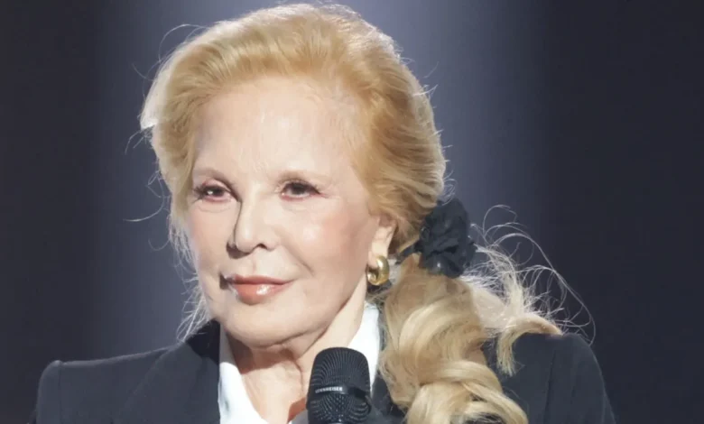 Sylvie Vartan s'exprime : la comédienne révèle une condition surprenante pour voir ses proches Sylvie Vartan s'exprime : la comédienne révèle une condition surprenante pour voir ses proches | People MGZ