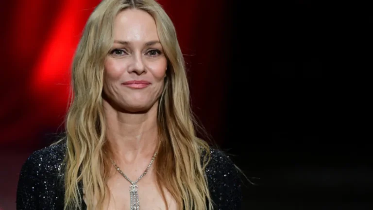 Vanessa Paradis s'exprime sur les accusations d'agressions sexuelles visant Patrick Bruel et elle est sans détour ! | People MGZ