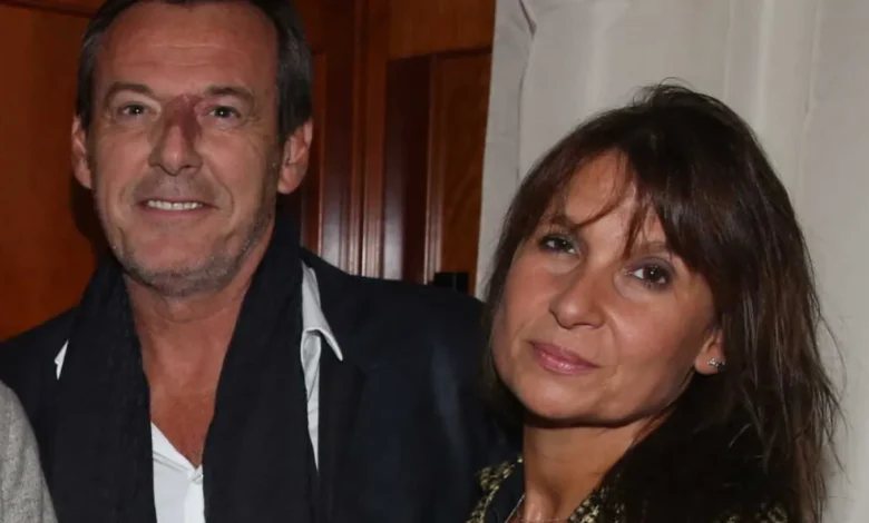 Jean-Luc Reichmann parle de sa famille recomposée avec sa compagne Nathalie et leurs enfants réunis Jean-Luc Reichmann parle de sa famille recomposée avec sa compagne Nathalie et leurs enfants réunis | People MGZ