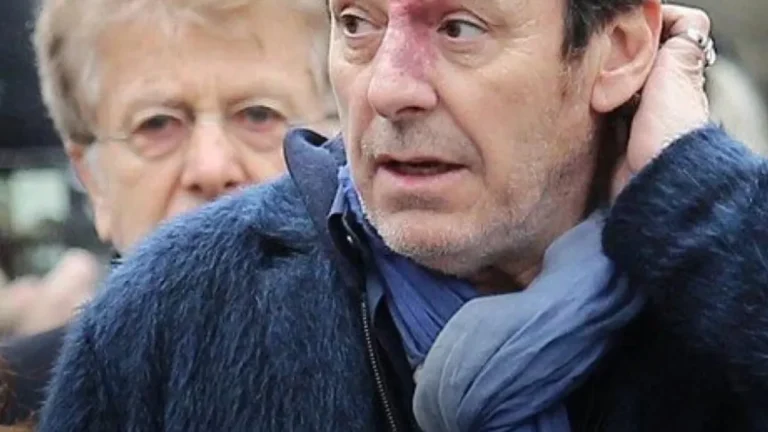 Jean-Luc Reichmann possède un refuge familial chargé d’histoire loin de Paris et c'est incroyable ! Jean-Luc Reichmann possède un refuge familial chargé d’histoire loin de Paris et c'est incroyable ! | People MGZ